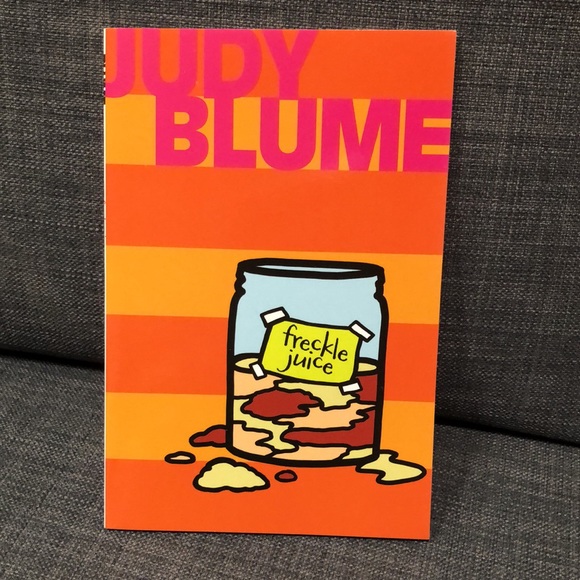 Set of Judy Blume Books - Picture 4 of 6